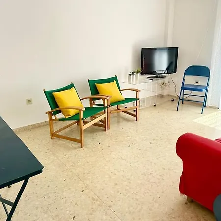 Apartamento Acogedor Piso 2° Linea De Playa! *