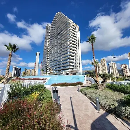 Sunset Cliffs Bright Oasis * بينايدورم