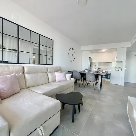 Sakura Luxury Apartment *