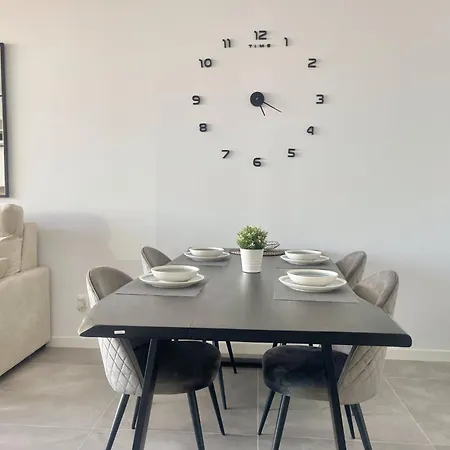 Sakura Luxury Apartment *