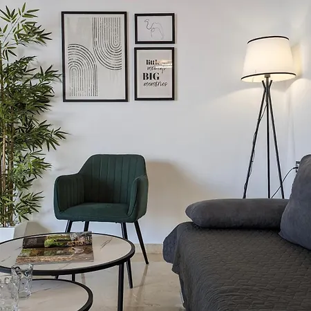 Apartament Arenas Sea Front *