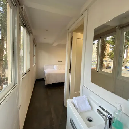 Frente Al Mar, Moderno Con Aire Acondicionado, Parking Y Free Wi-fi Apartamento *