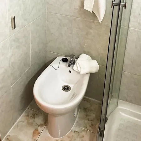 Apartment Wunderschoenes Fuer 4 Gaeste Mit Pool & Klima, Lage In Strandnaehe Benidorm