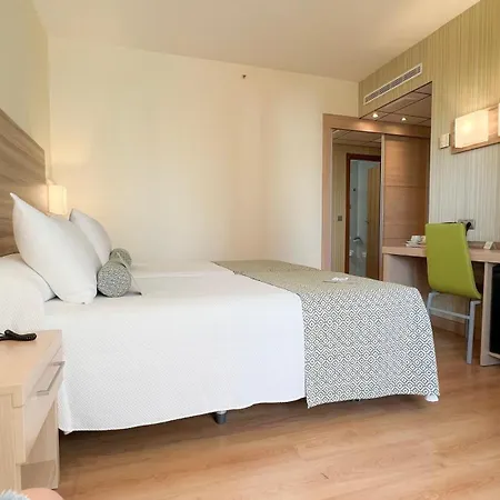 Riviera Beachotel - Adults Recommended
