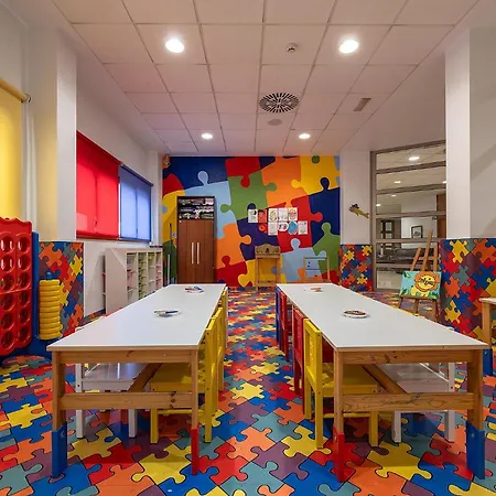 Aparthotel Poseidon 3*