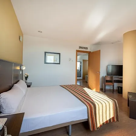 La Estacion Hotel 4*