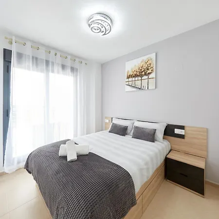 Apartment Luxury, Newly Renovated 1-bedroom By The Beach Benidorm