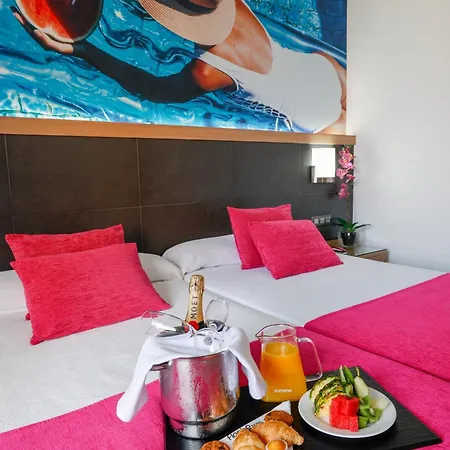 Hotel Flash - Recommended Adults Only 4 Sup