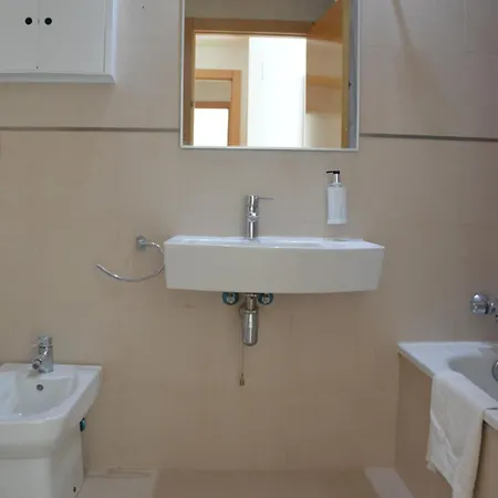 Apartment D'oboe Marlovi With Pool