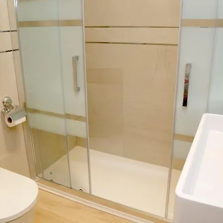 Apartamento De Lujo En Edificio Zafiro, *