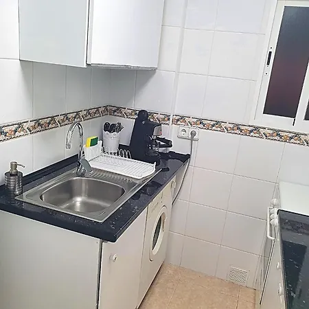 شقة Three Bedrooms In Near And Strip بينايدورم