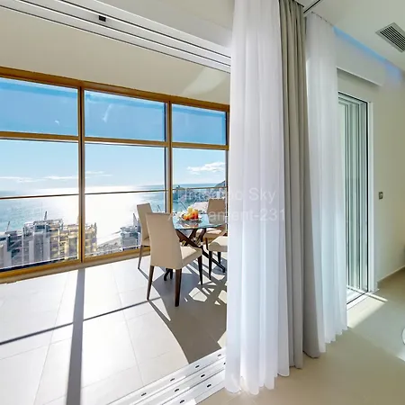 Апартаменты Intempo Sky Apartament-231