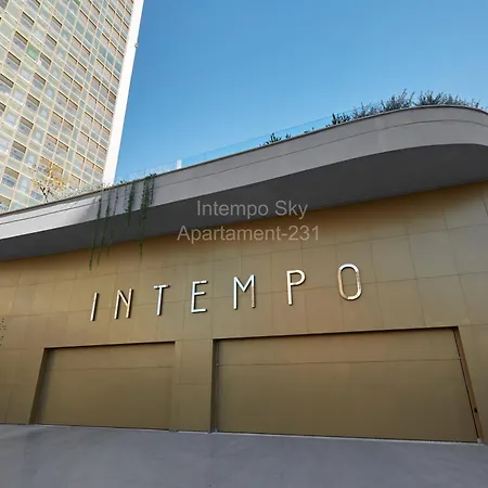Intempo Sky Apartament-231 * Бенидорм
