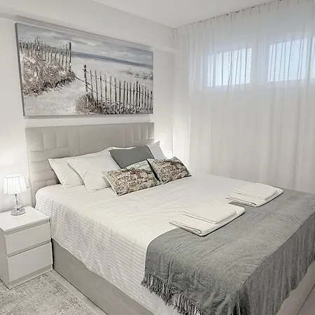 Penthouse En Avenida Rei Jaume I Appartement