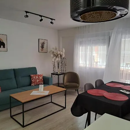 Aparthotel Chloe Trg