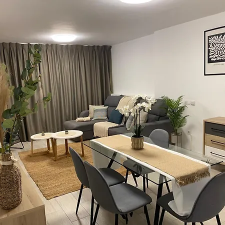 아파트 Ensueno 1a Linea Playa Poniente 6 Pax Parking Wifi Y Ac