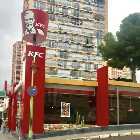 California En Benidorm, 1 Min Playa Levante, Wi-fi, Ac Y Parking * Benidorm