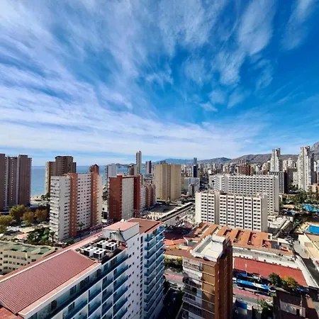 California En Benidorm, 1 Min Playa Levante, Wi-fi, Ac Y Parking * Benidorm
