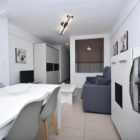 Caballos 2d - Estudio - Arena Apartment