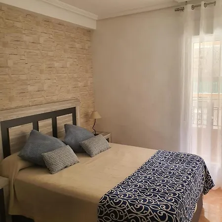 A 100metros De La Playa Apartment Benidorm