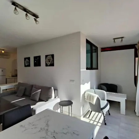 Coblanca 7 1 Apartment *