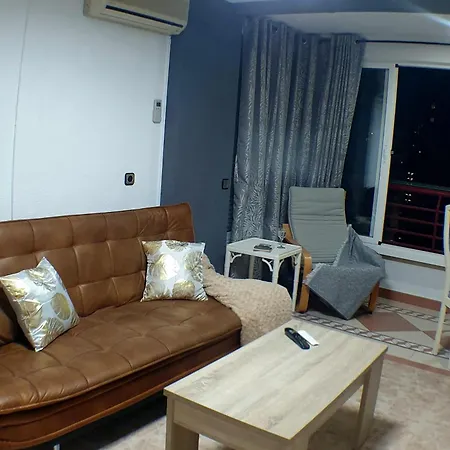Apartamento California En Benidorm, 1 Min Playa Levante, Wi-fi, Ac Y Parking *