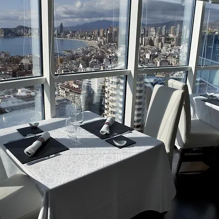 Madeira Centro Hotel 4*