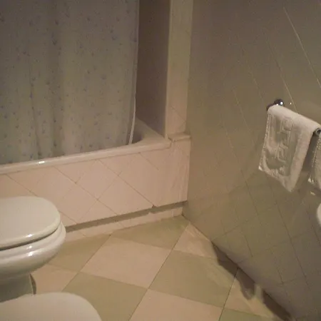 Michelangelo Hotel 2*