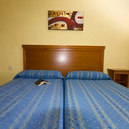 Hotel Gemelos Iv 2*