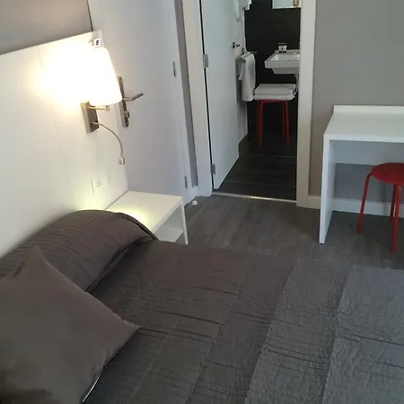 Hostal Boutique Bbb Auto Check In Benidorm