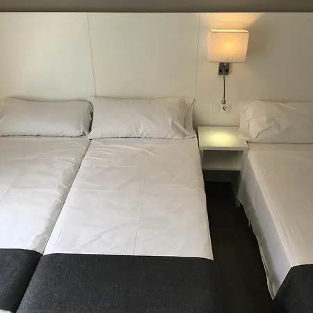 Guest house Hostal Boutique Bbb Auto Check In Benidorm