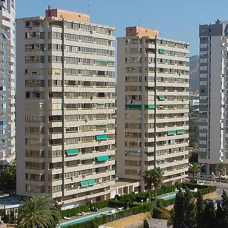 Apts. Mariscal Iv-v ホテル
