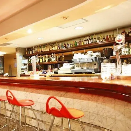 Perla Hotel 3*
