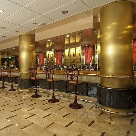 瑟维集团外交酒店 4* 貝尼多姆