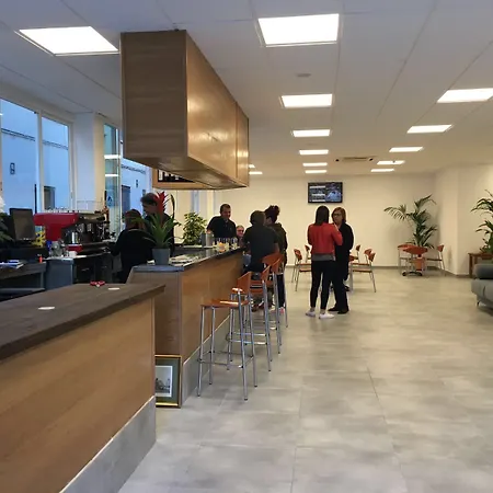 Centre Hotel