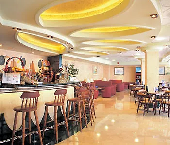 瑟维集团里亚托酒店 酒店