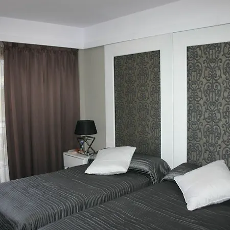Melina Hotel 3*