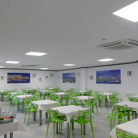 Centre 2*