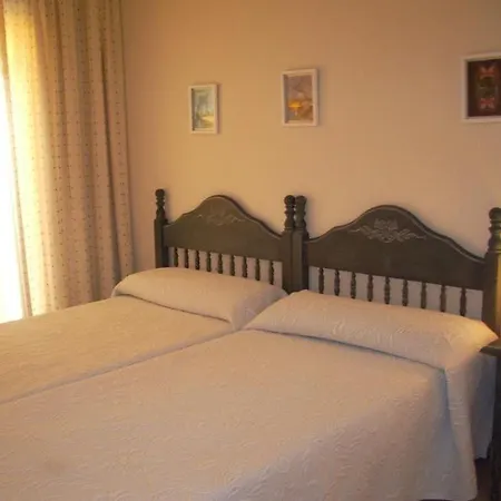 Gemelos 24 Otel