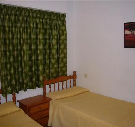 Mar Y Montana Hotel 2*