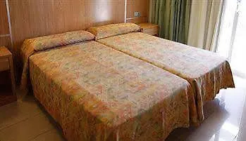 Perla Hotel 3*