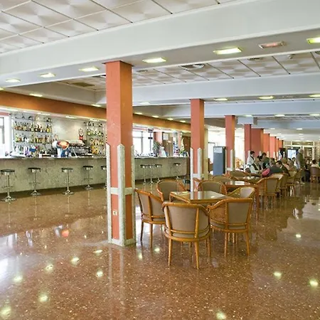 酒店 卡巴娜酒店 3*