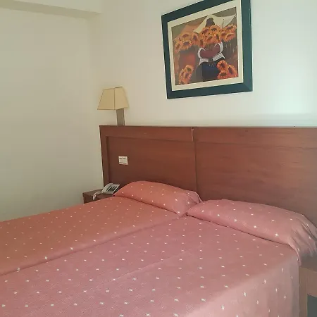 Hotel Mayna 2*