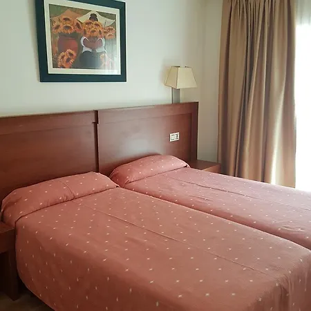 Mayna Hotel