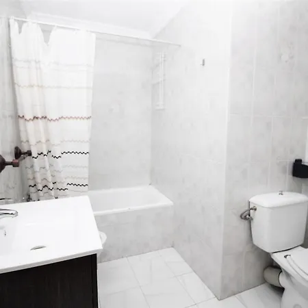 Apartamento Edimar 75 *