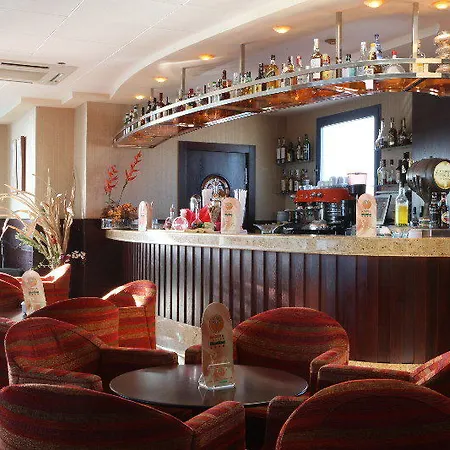 Hotel Madeira Centro 4*
