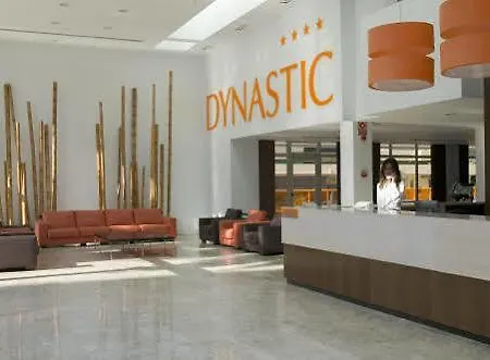 Hotel & Dynastic 4*