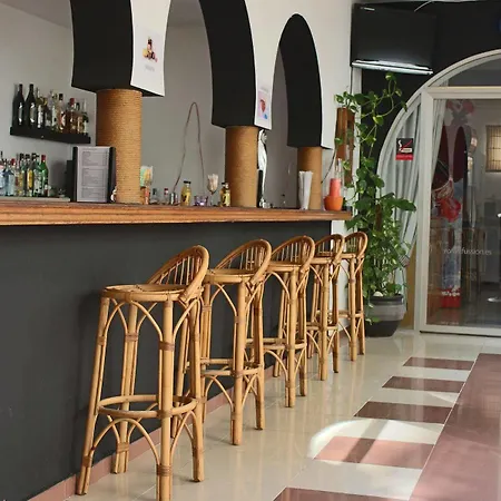 国际酒店 貝尼多姆