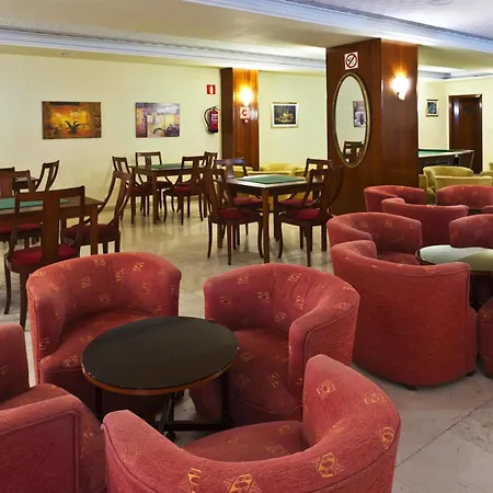 Port Fleming Hotel 2*