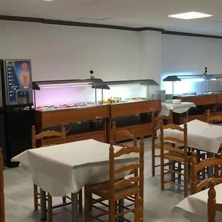 Hotel Centre 2*